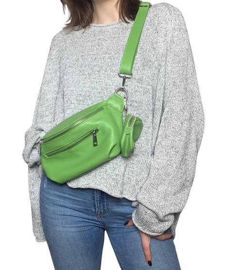 Crossbodybag mittelgroß mit zwei Reißverschlüssen und kleinem Geldbeutel extra